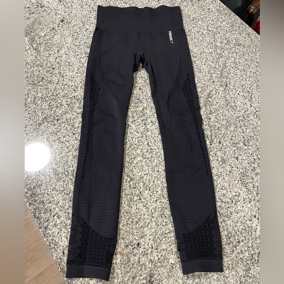 EUC Gymshark Vital Seamless Leggings Black Size Small - Picture 4 of 9
